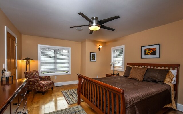 Wisp' n Away 5 Bedroom House