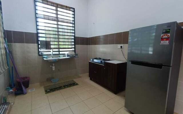 OYO Homes 90606 Casaria Cherating