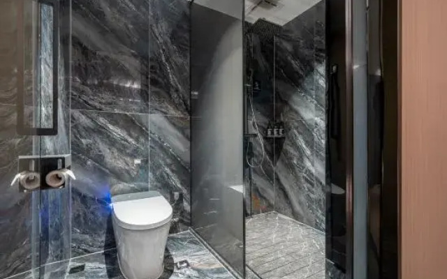 ChaozhouMercure Lanyue ( Hanshan Normal University)