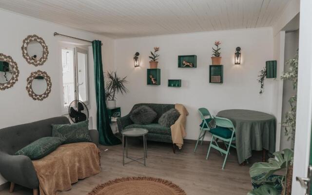 Grand studio, vue mer centre ville carte parking