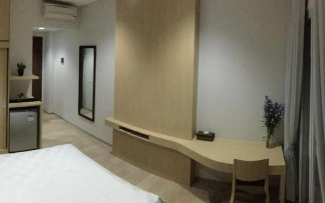 RedDoorz Plus @ SCBD