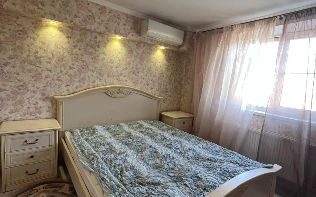 Дом в ЦЕНТРЕ на Адмирала Крюйса