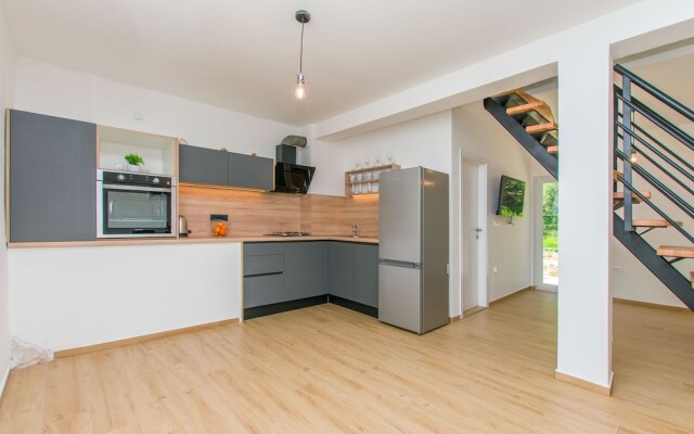 Apartment Petea