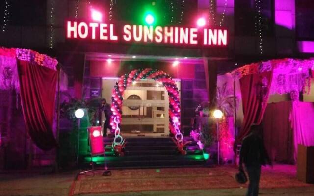 OYO 11629 Hotel Sunshine Inn