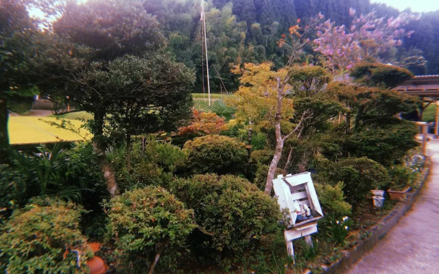 NISHINOKUBO