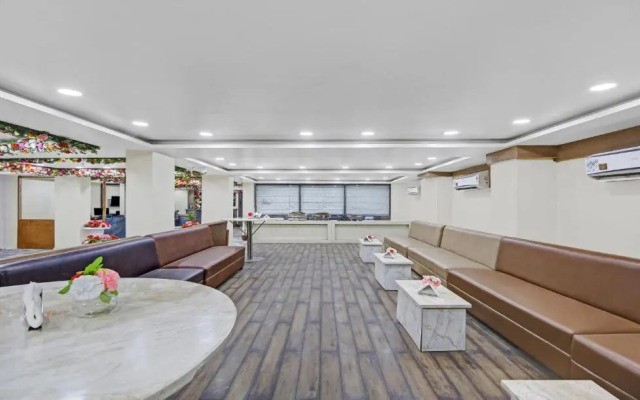 Treebo Trend Mona Grand