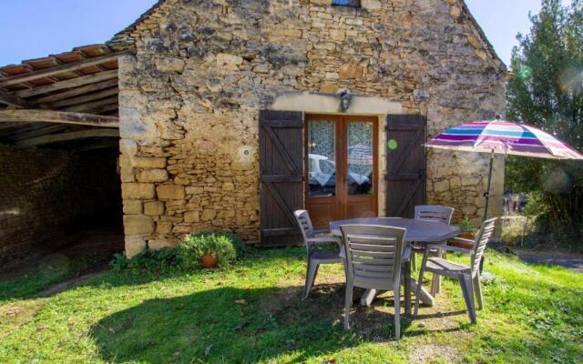 Gîte Saint-André-d'Allas, 3 pièces, 5 personnes - FR-1-616-130