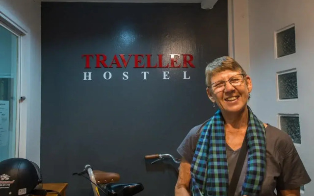 The Traveller Hostel - Adults Only