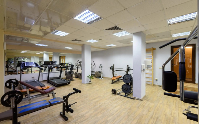 Grand Royale Apartment Complex & Spa