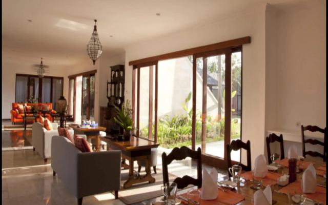 Avillion Villa Cinta @ Sanur