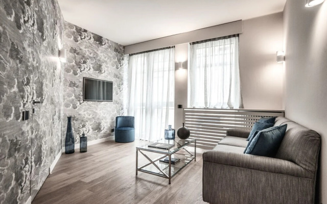 Como Lake Suites