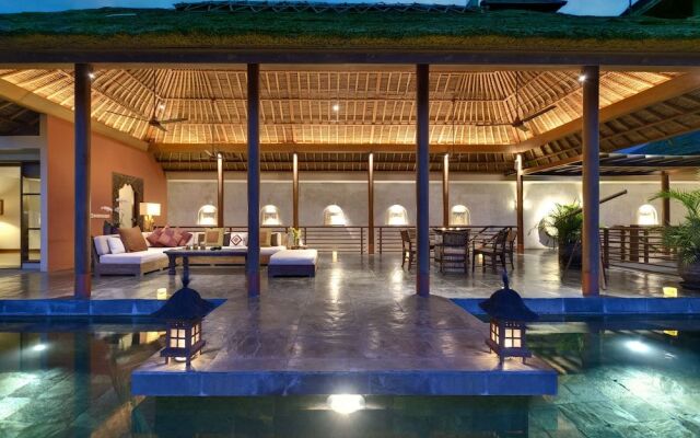 The Longhouse, Jimbaran - Bali