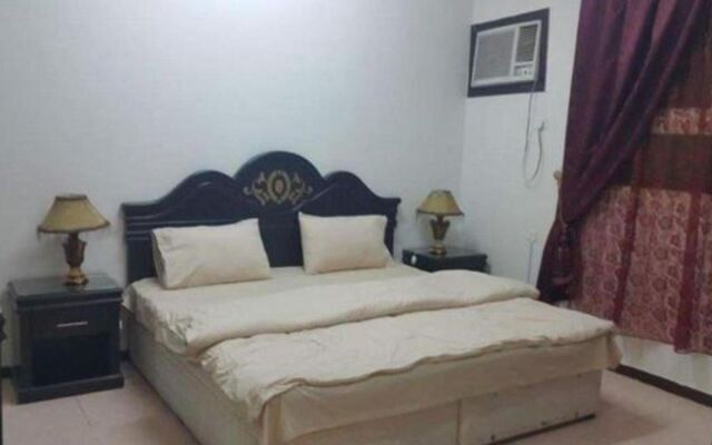 Al Eairy Furnished Apartments Tabuk 2