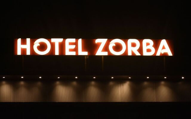 Hotel Zorba