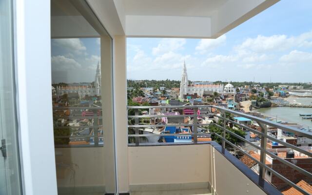 Hotel Maadhini