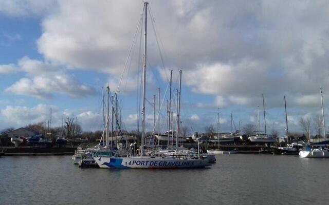 Au coeur des remparts, residence du château*