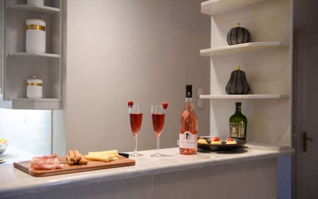 Regina's Downtown Apartment Corfuescapes