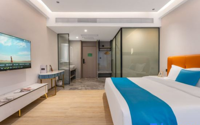 Yunxi Hotel(Guangfo zhicheng Branch,Dali Pedestrian Street,Foshan)