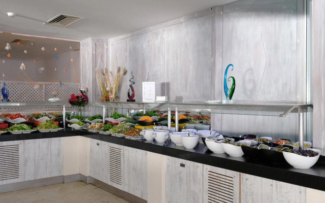 Bodrum Holiday Resort & Spa