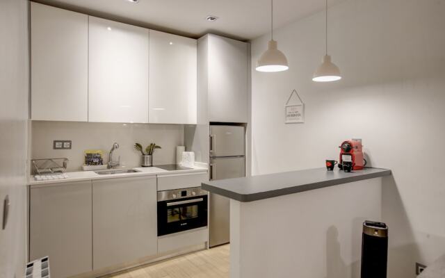 Stylish Apartment in Heart of Malasaña