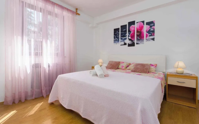 Ferienwohnung mit Wlan und Schöner Terrasse