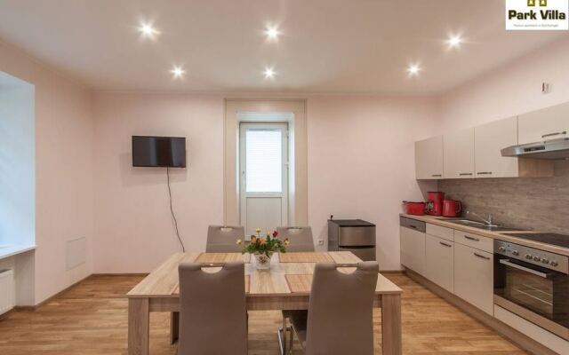 Park Villa Apartments