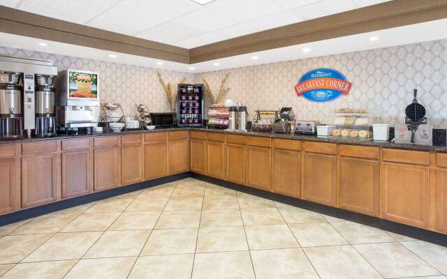 Baymont by Wyndham Janesville