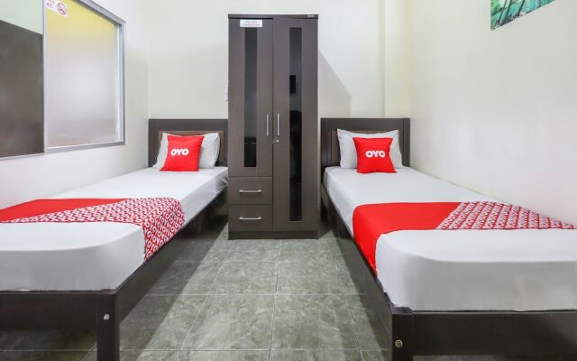 OYO 3830 Dfarys Gh Syariah