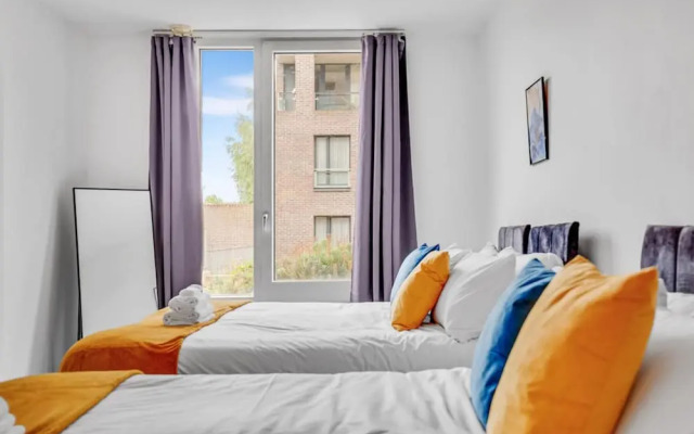 Modern 2-bed Apartment in Stratford