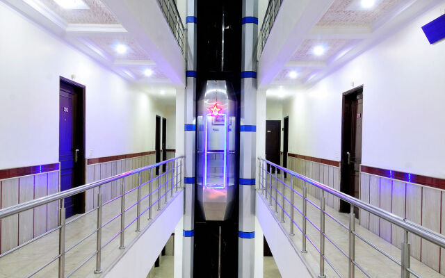 Hotel Maharaja Residency