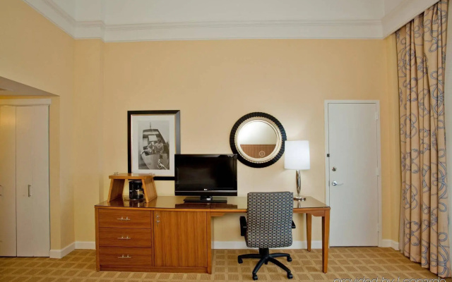 The Landing at Hampton Marina, Tapestry Collection by Hilton