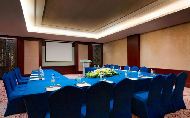 Four Points by Sheraton Shanghai, Daning