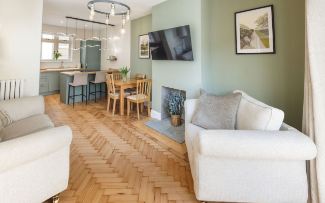 Host Stay Alice Hideaway