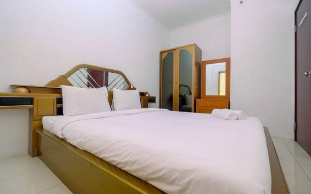 Comfy and Good Location 2BR Mediterania Marina Apartment