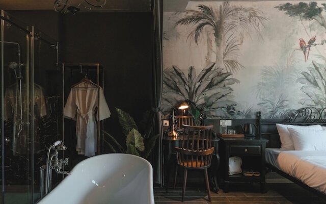 The Chum Boutique