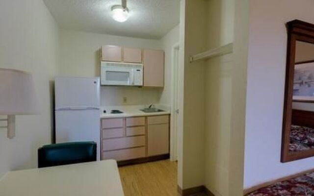 Intown Suites Extended Stay Select Houston - Stafford