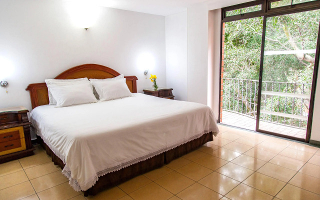 Solar Hotel Casa Laureles