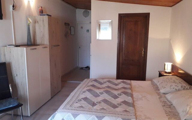 Apartments Snježana Carev