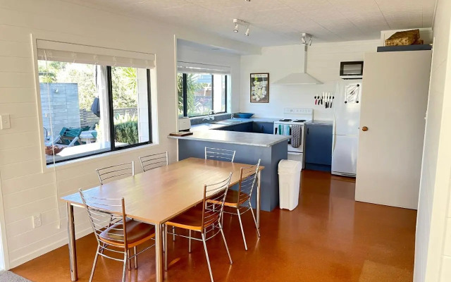 Hahei Beach House - 3 Bedroom