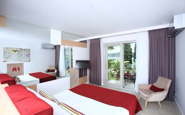 No:81 Hotel