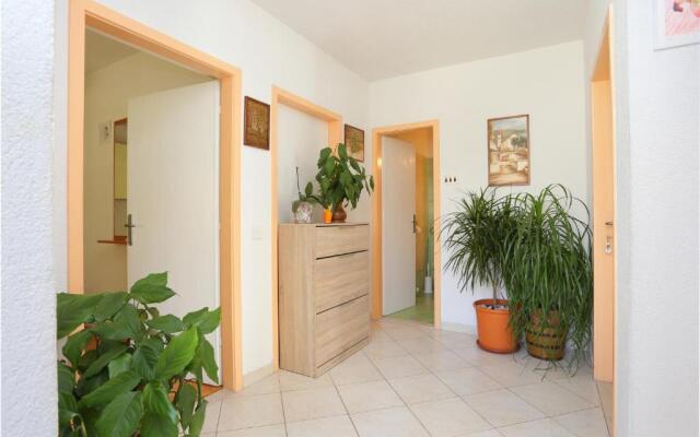 Apartments by the sea Makarska - 13222
