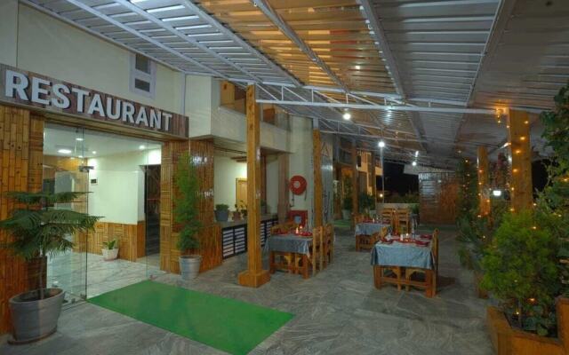 Valley View Hotel & Restaurant