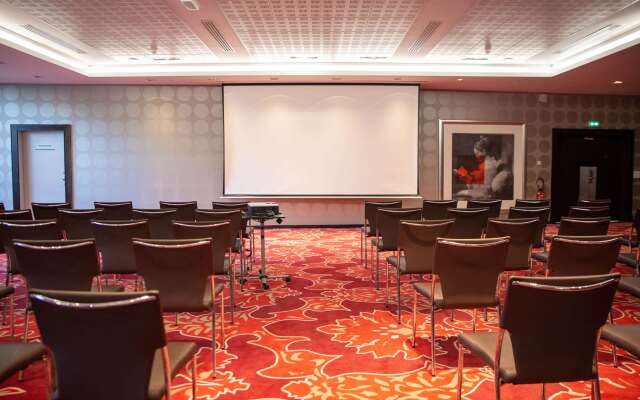 Clarion Paris CDG Airport Hotel