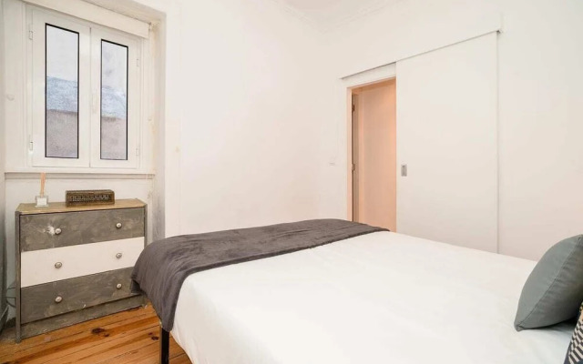 Charming 2bdr Flat in the Heart of Bairro Alto