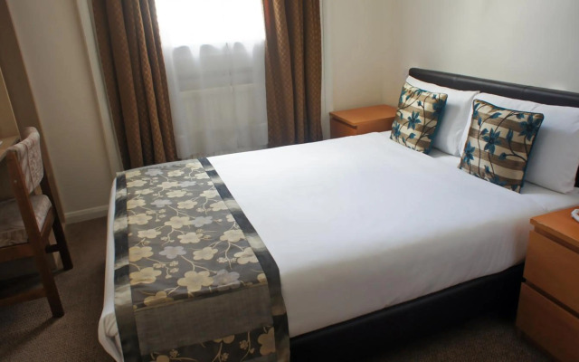 Abbey Court, Hyde Park Hotels