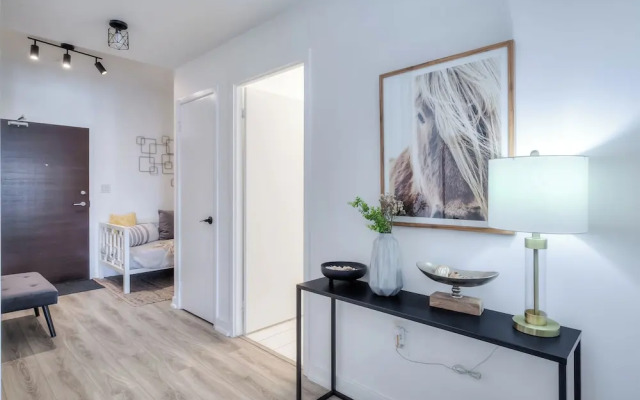 Toronto Escape - The Jasper Suite