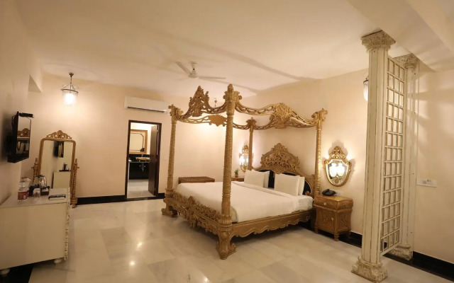 The Royal Retreat Resort and Spa