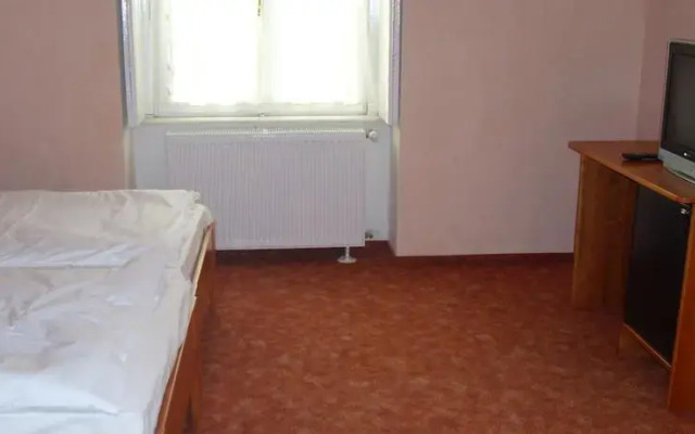 Lovas Udvarház