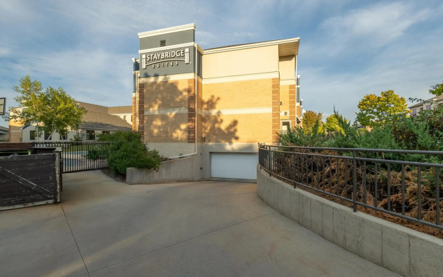 Staybridge Suites Middleton Madison-West by IHG