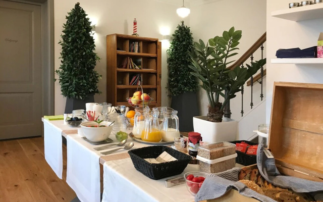B&B Reeburg